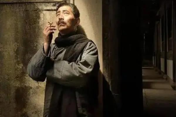 中國(guó)現(xiàn)代女作家排行榜（中國(guó)現(xiàn)代女作家排行榜名單）