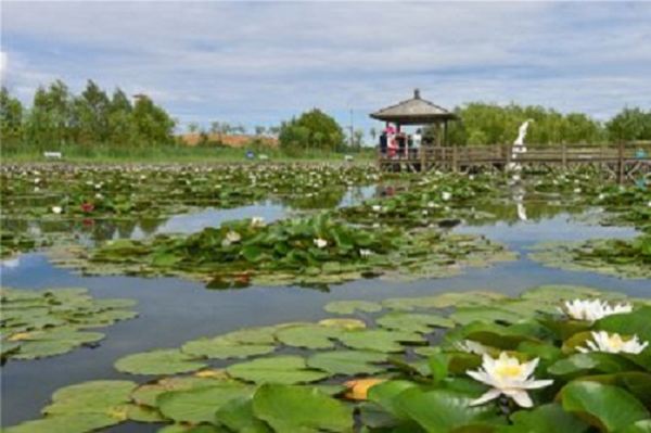 呼倫貝爾古典園林景觀設計（淺析呼倫貝爾旅游景觀審美）