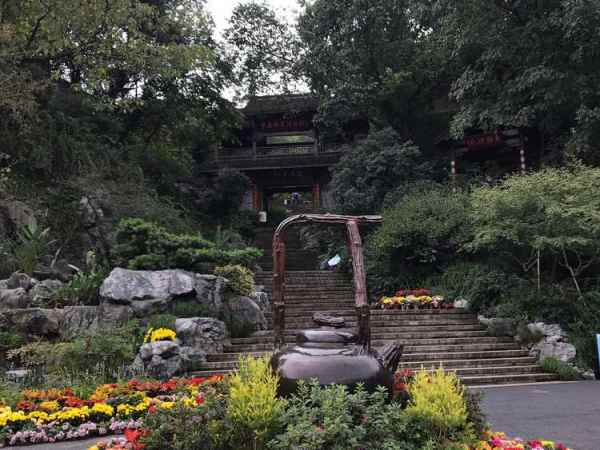 幾月適合去杭州（幾月適合去杭州白馬湖公園）